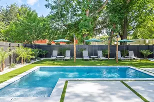 256 NW 57th St, Miami, FL 33127 - Photo 26
