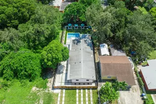 256 NW 57th St, Miami, FL 33127 - Photo 24
