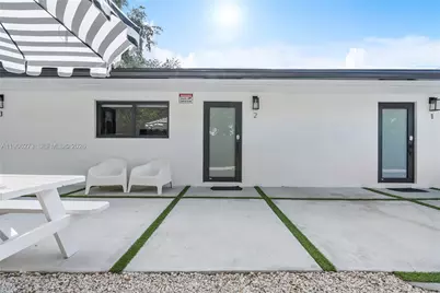 256 NW 57th St, Miami, FL 33127 - Photo 32