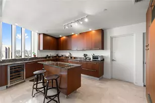 15901 Collins Ave, Sunny Isles Beach, FL 33160 - Photo 16