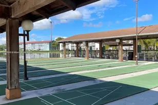 801 SW 138th Ave, Pembroke Pines, FL 33027 - Photo 20