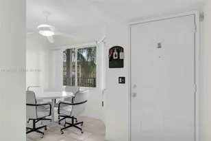 801 SW 138th Ave, Pembroke Pines, FL 33027 - Photo 6