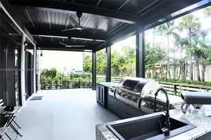 8002 NW 43rd St, Doral, FL 33166 - Photo 4