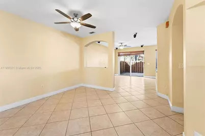 12513 SW 121st Way, Miami, FL 33186 - Photo 8