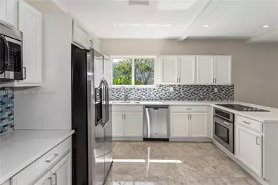 1776 SW 11th Ter, Miami, FL 33135 - Photo 8