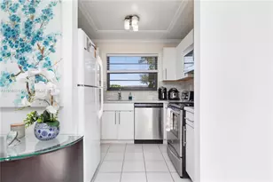 1100 Colony Point Cir, Pembroke Pines, FL 33026 - Photo 24