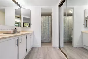 1100 Colony Point Cir, Pembroke Pines, FL 33026 - Photo 30