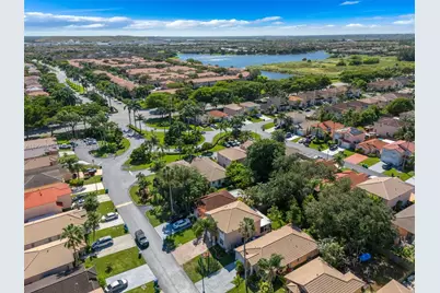 21500 SW 88th Ave, Cutler Bay, FL 33189 - Photo 40