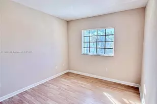 2665 NE 4th St, Homestead, FL 33033 - Photo 18