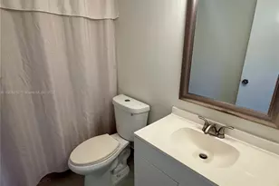 7205 NW 5th Ct, Margate, FL 33063 - Photo 8