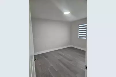 6752 NW 182nd St #101, Hialeah, FL 33015 - Photo 20