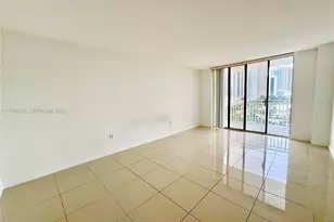 210 174th St, Sunny Isles Beach, FL 33160 - Photo 16