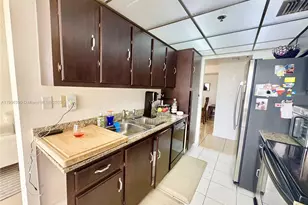 210 174th St, Sunny Isles Beach, FL 33160 - Photo 18