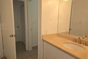 8012 SW 21st Ct, Miramar, FL 33025 - Photo 6