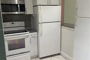 7505 SW 82nd St, Miami, FL 33143 - Photo 4