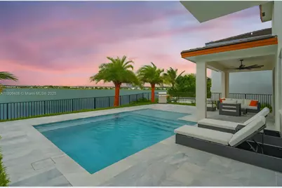 15540 NW 88th Ave, Miami Lakes, FL 33018 - Photo 32