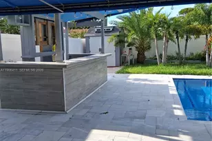 717 SE 2nd St, Deerfield Beach, FL 33441 - Photo 10
