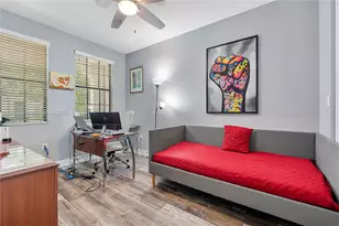 11343 SW 14th St, Pembroke Pines, FL 33025 - Photo 4