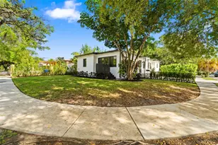 375 SW 32nd Rd, Miami, FL 33129 - Photo 2