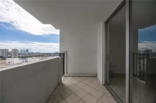 2750 NE 183rd St, Aventura, FL 33160 - Photo 24