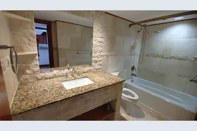 2801 NE 183rd St #1411W, Aventura, FL 33160 - Photo 6