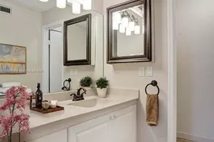 8465 Waterford Cir, Tamarac, FL 33321 - Photo 12