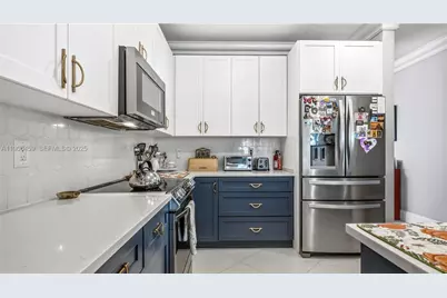 1894 Aspen Ln, Weston, FL 33327 - Photo 16