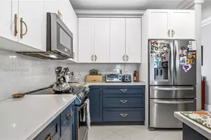 1894 Aspen Ln, Weston, FL 33327 - Photo 16