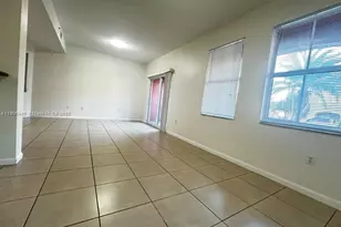 11002 NW 83rd St, Doral, FL 33178 - Photo 6