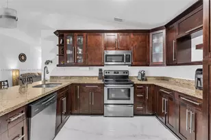 21410 SW 89th Ct, Cutler Bay, FL 33189 - Photo 16