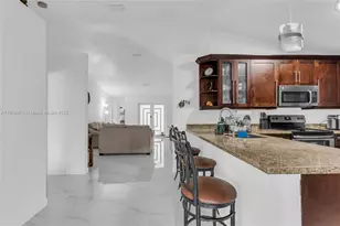 21410 SW 89th Ct, Cutler Bay, FL 33189 - Photo 14