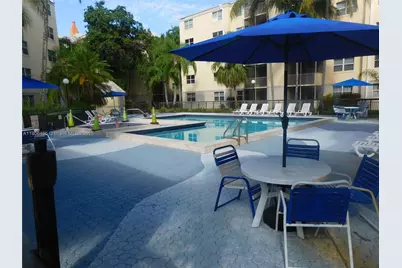 8290 Lake Dr #216, Doral, FL 33166 - Photo 22