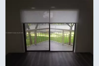 8290 Lake Dr #216, Doral, FL 33166 - Photo 6