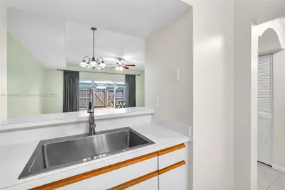 11864 SW 97th Ter, Miami, FL 33186 - Photo 6