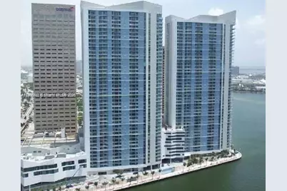 325 S Biscayne Blvd #521, Miami, FL 33131 - Photo 2