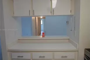 20760 NE 4th Ct, Miami, FL 33179 - Photo 16