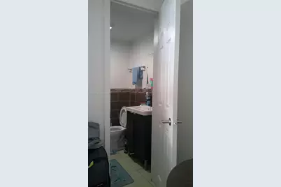 5066 E 9th Ct, Hialeah, FL 33013 - Photo 24