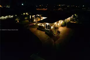 4950 E Sterling Rnch Cir, Davie, FL 33314 - Photo 14