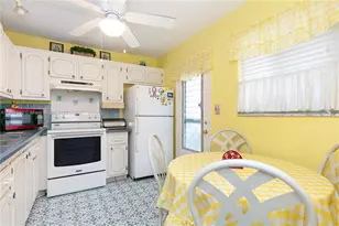 1001 NE 14th Ave, Hallandale Beach, FL 33009 - Photo 10