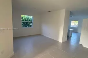 16203 SW 147th Pl, Miami, FL 33187 - Photo 4