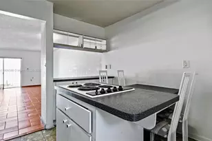 1950 W 54th St, Hialeah, FL 33012 - Photo 18