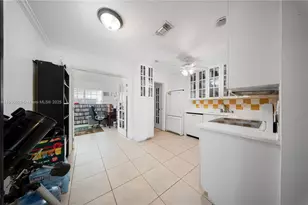 9426 SW 52nd St, Cooper City, FL 33328 - Photo 8