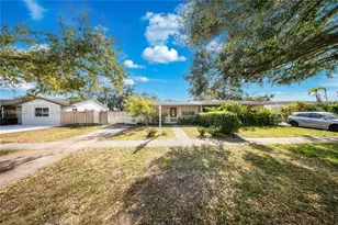 9426 SW 52nd St, Cooper City, FL 33328 - Photo 2