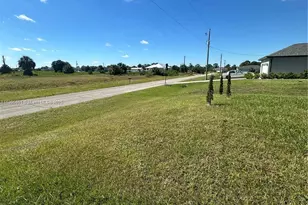 7003 Burma Cir, Labelle, FL 33935 - Photo 6
