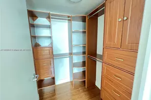 350 S Miami Ave, Miami, FL 33130 - Photo 8