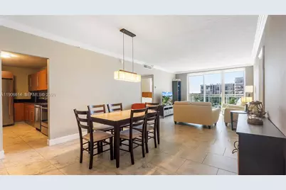 3000 S Ocean Dr #420, Hollywood, FL 33019 - Photo 6