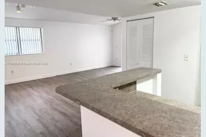 9995 Nob Hill Ln #9995, Sunrise, FL 33351 - Photo 6