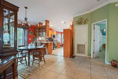 3713 Wild Violet Avenue, Sebring, FL 33876 - Photo 4