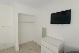 3221 NE 7th St, Pompano Beach, FL 33062 - Photo 6