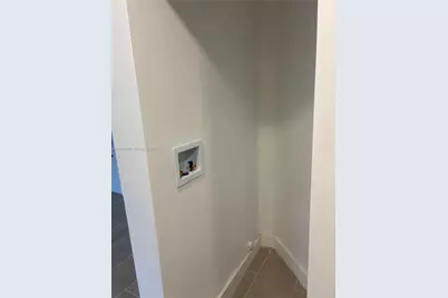 680 W Park Dr #3-106, Miami, FL 33172 - Photo 24